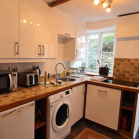 Hope Cottage, Great Longstone Exterior photo